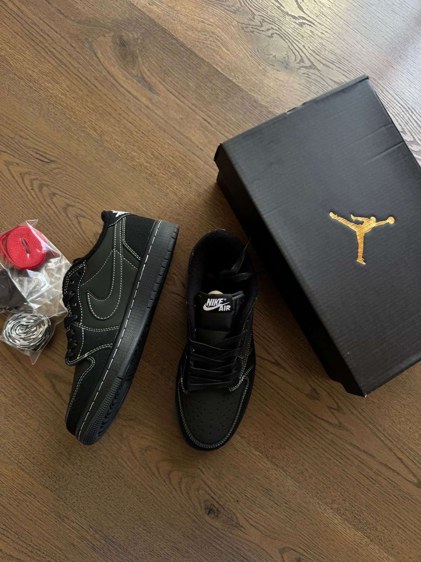 Zapatilla Nike Air Jordan 1 - Travist Scott