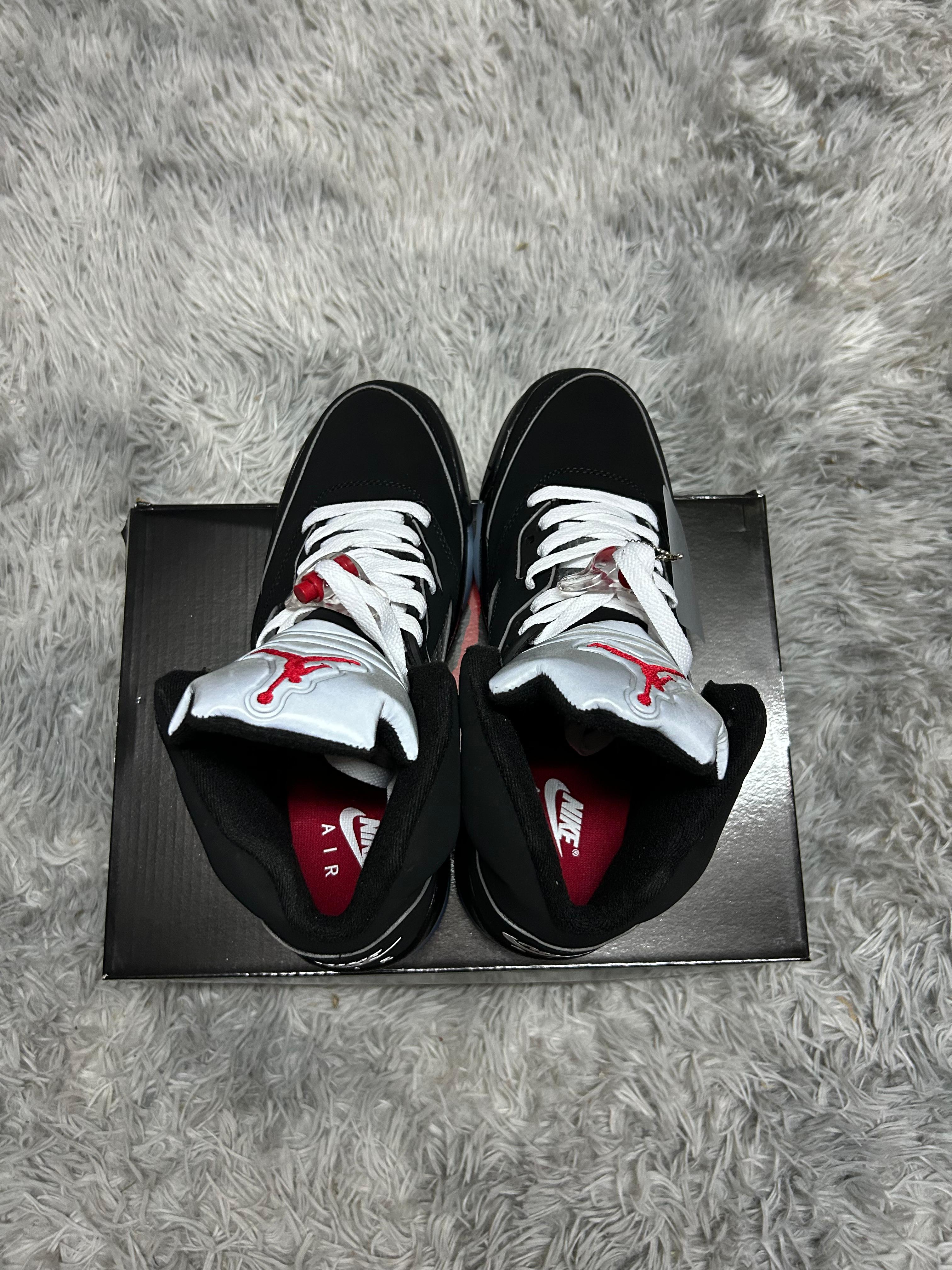Zapatilla Nike Air Jordan 5 Retro OG Black Metallic Reimagined