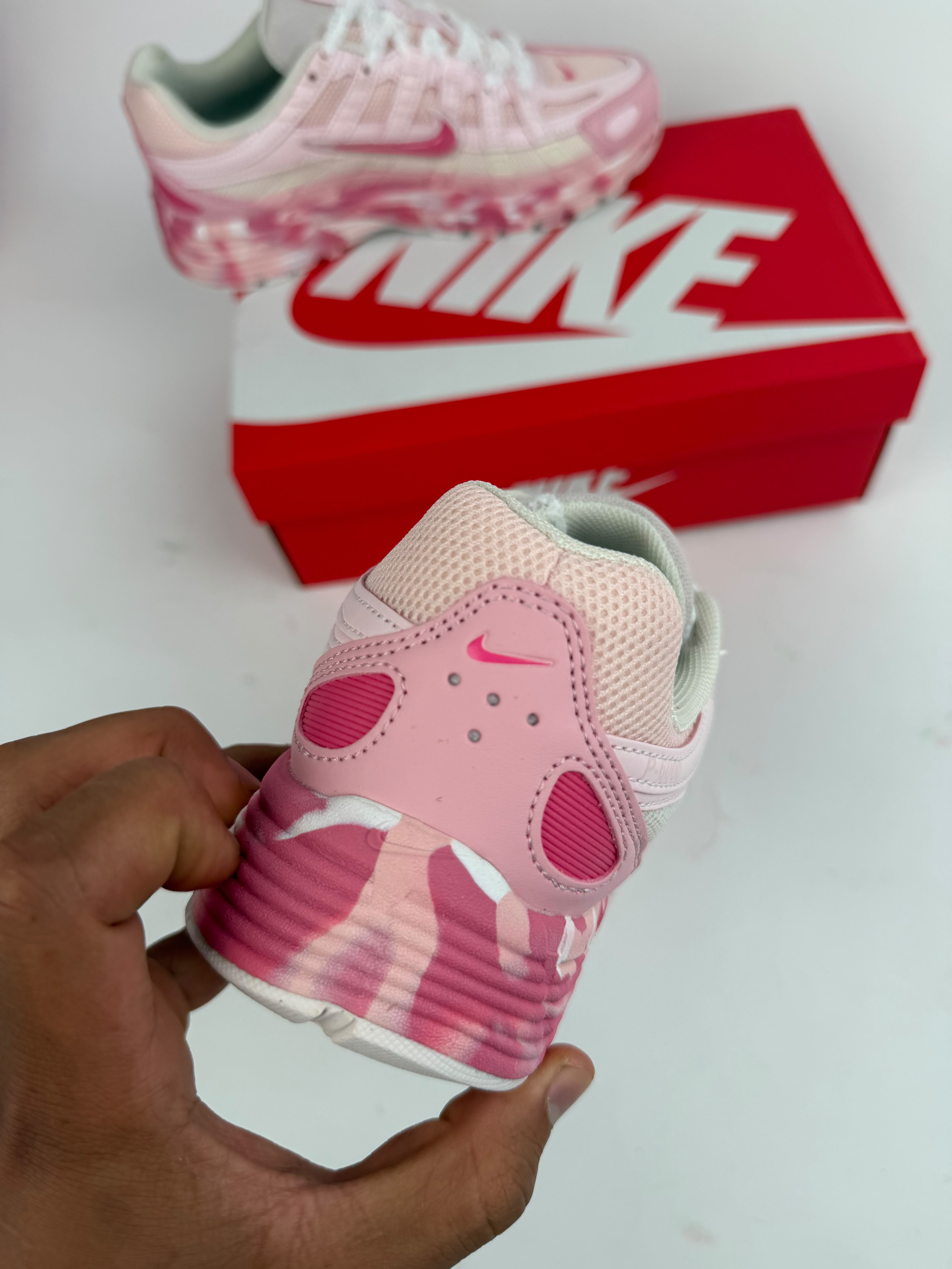 Zapatilla Nike P6000