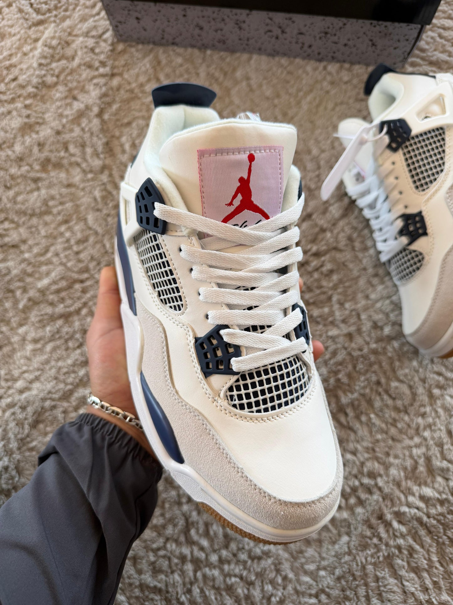 Zapatilla Jordan Retro 4