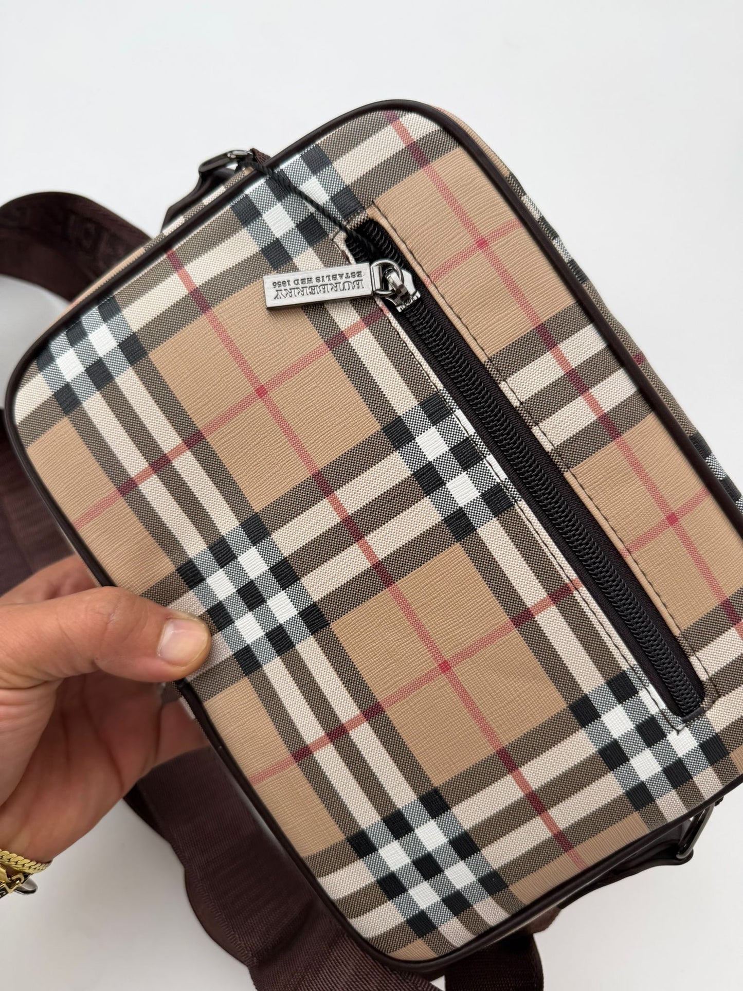 Bandolera Burberry 2026