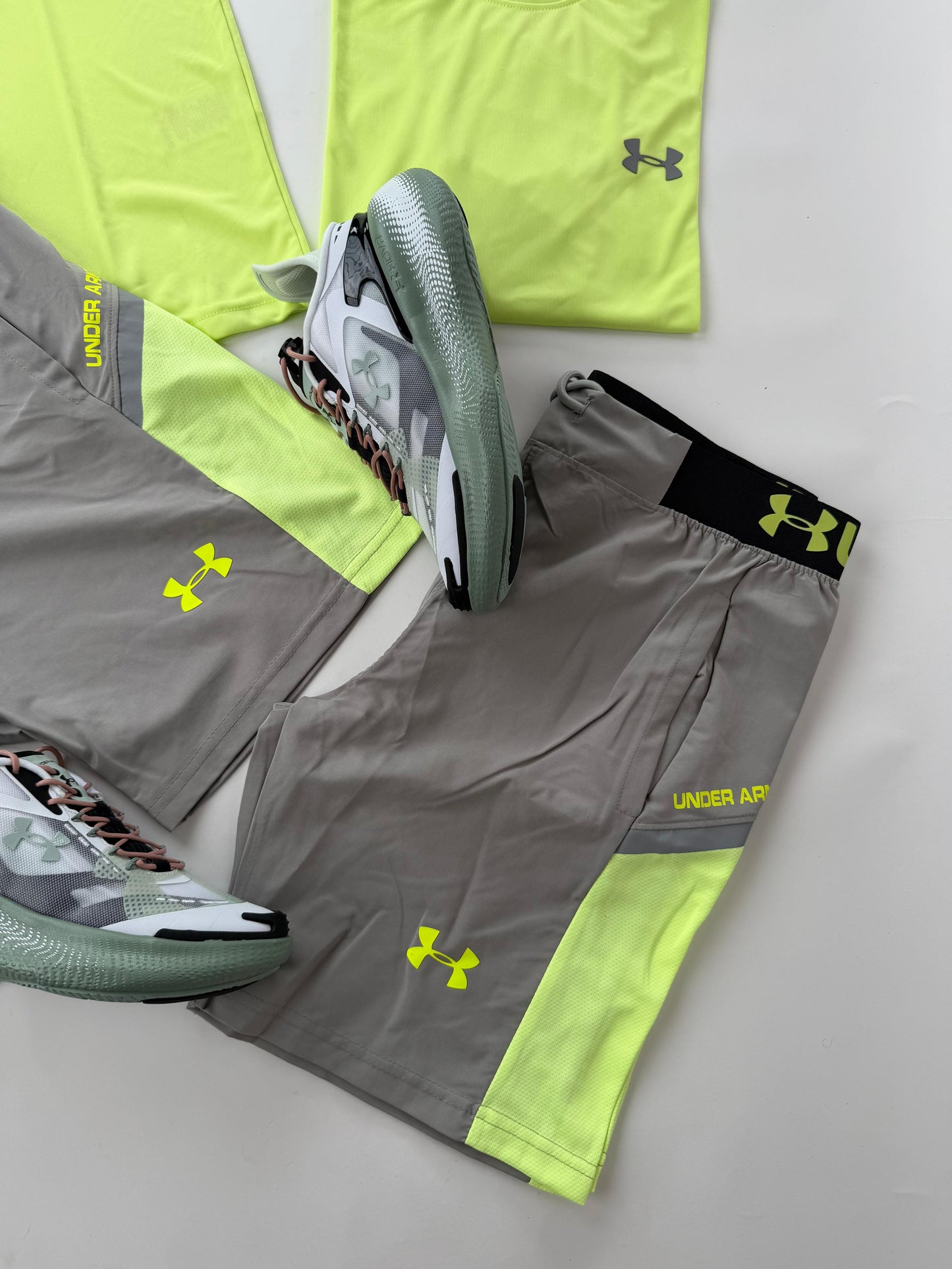 Pack Conjunto + Zapatilla Under Armour