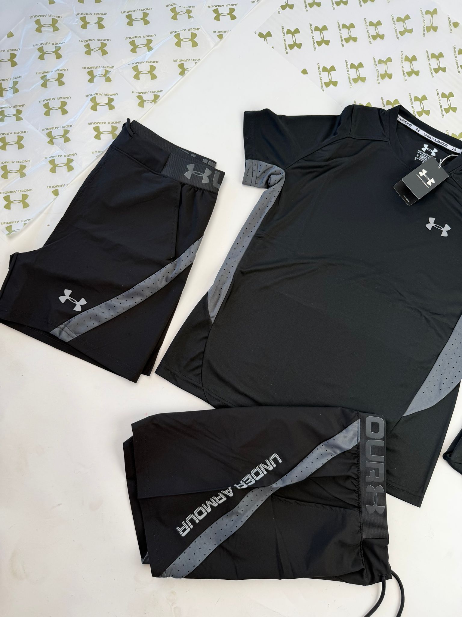 Conjunto Under Armour 2026