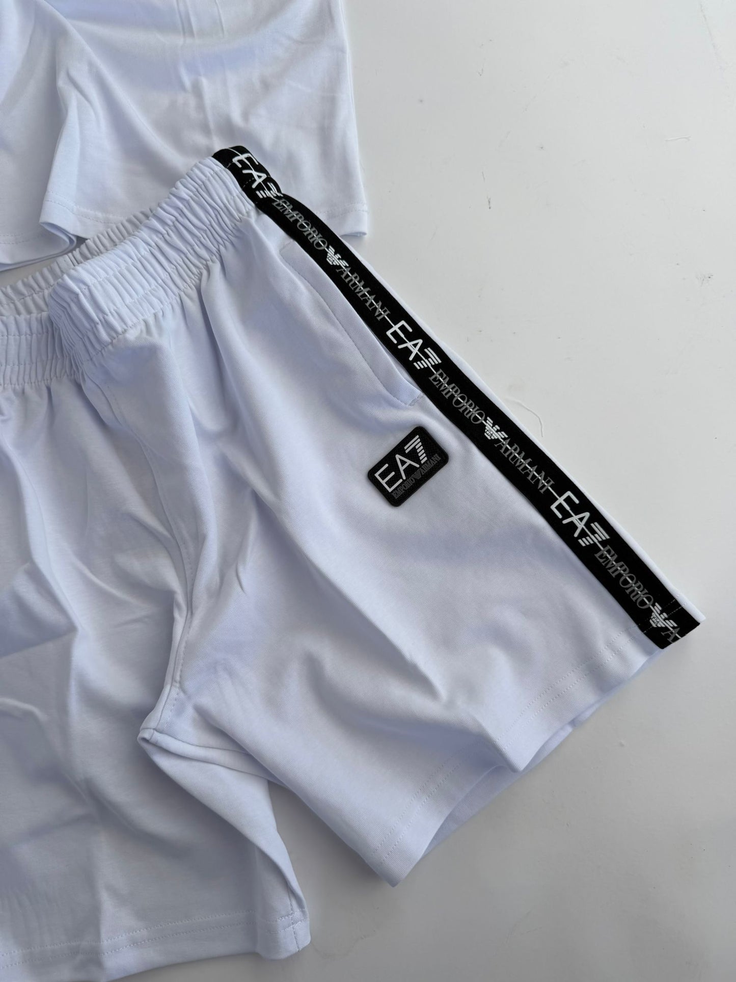 Conjunto Emporio Armani EA7 2026