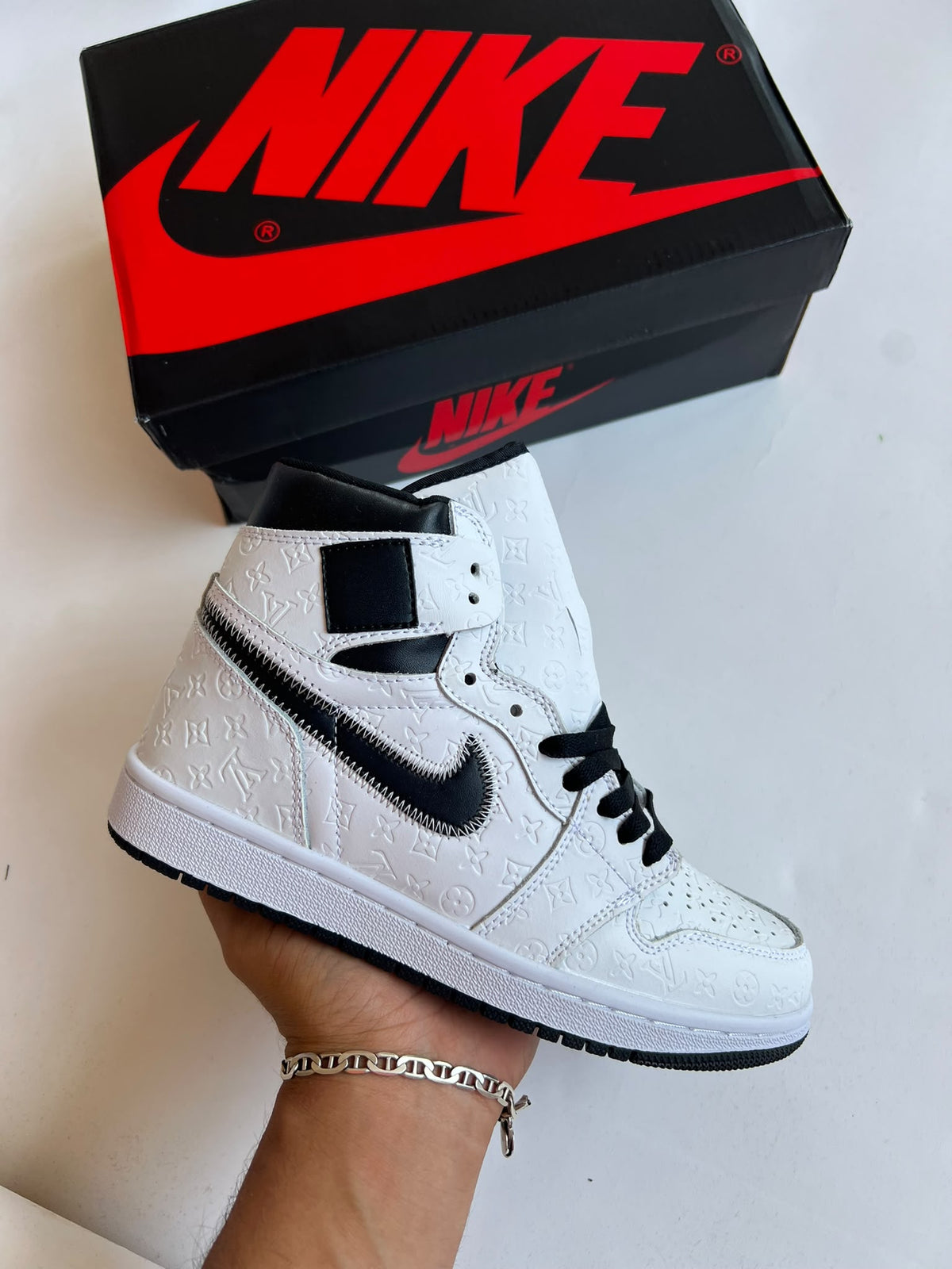 Zapatilla Nike Air Jordan 1 Mind