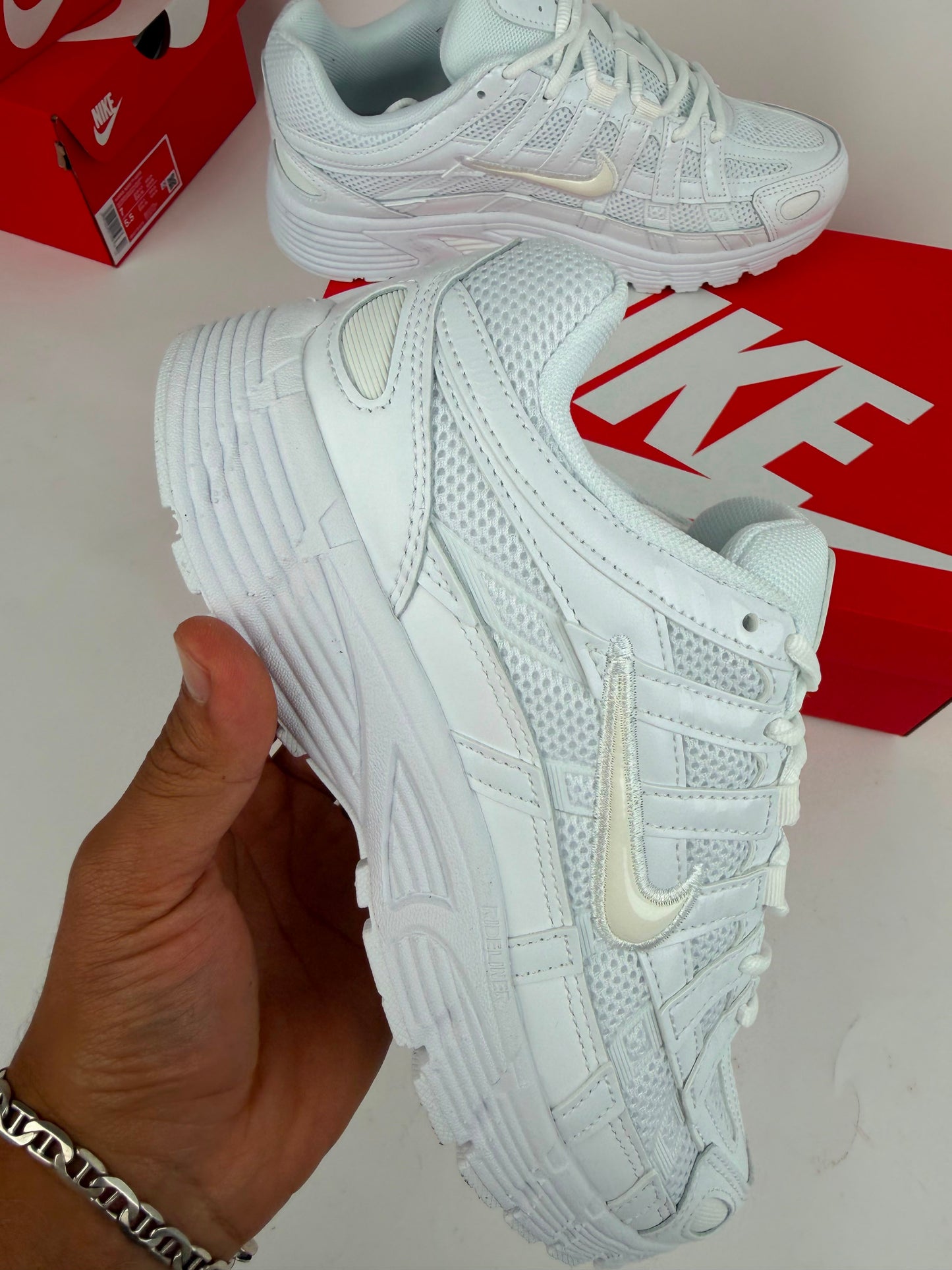 Zapatilla Nike P6000