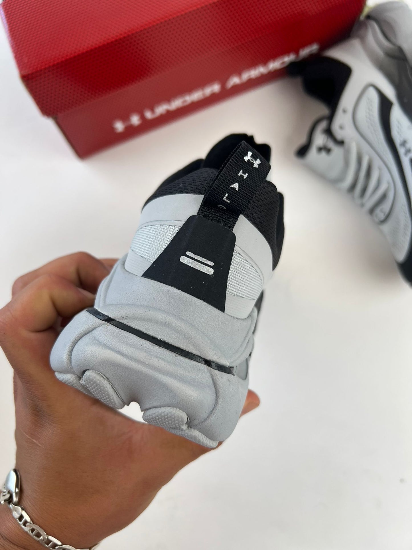 Zapatilla Under Armour UA Hover Reactor 2026