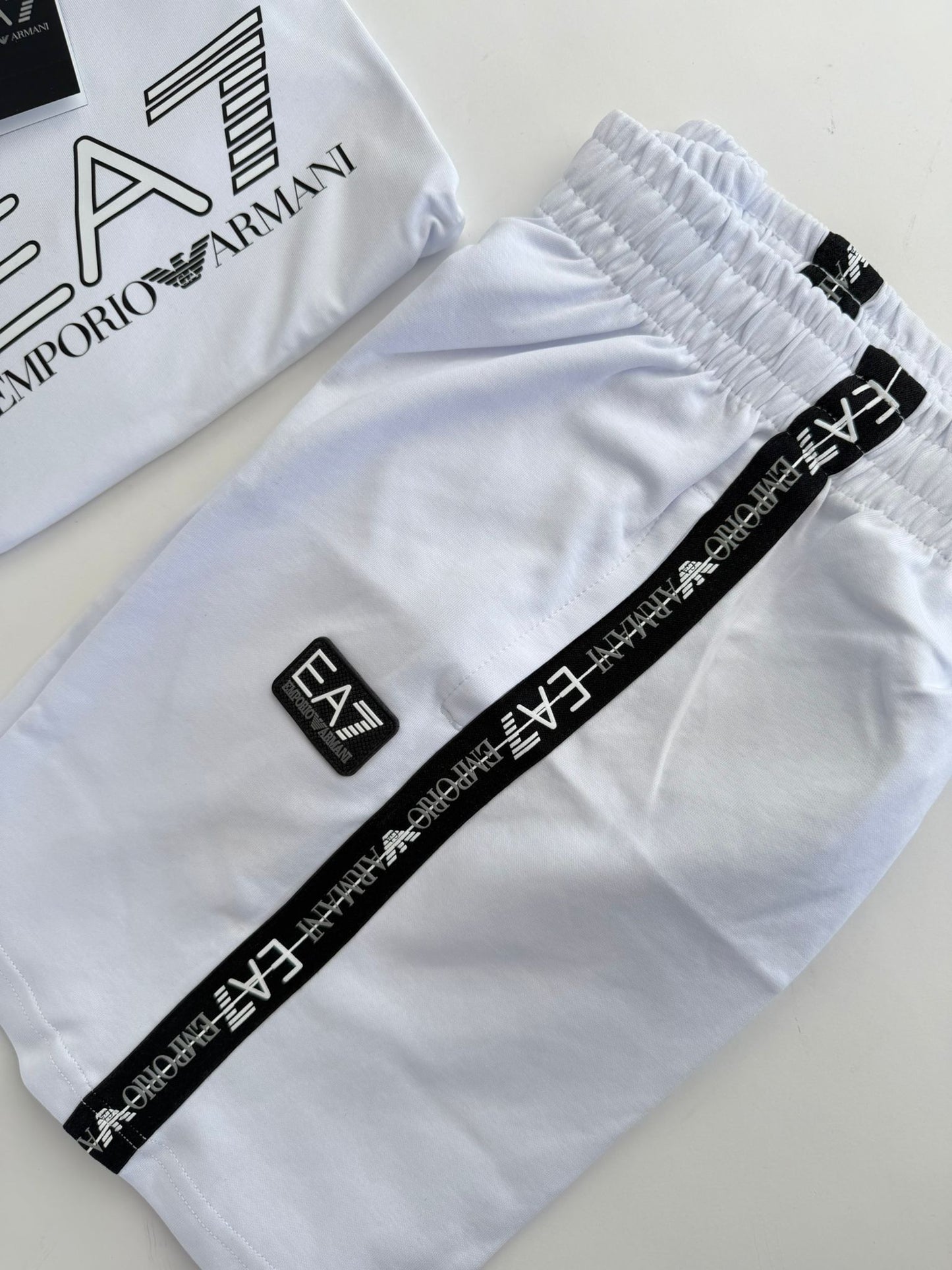 Conjunto Emporio Armani EA7 2026