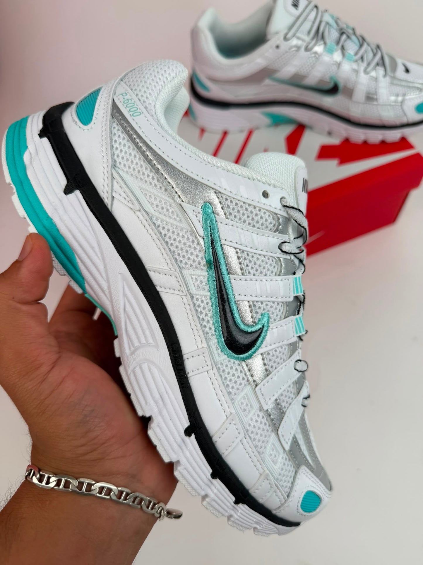 Zapatilla Nike P6000