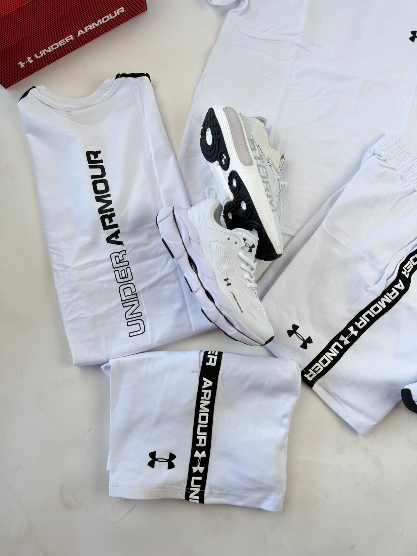 Conjunto Under Armour 2026