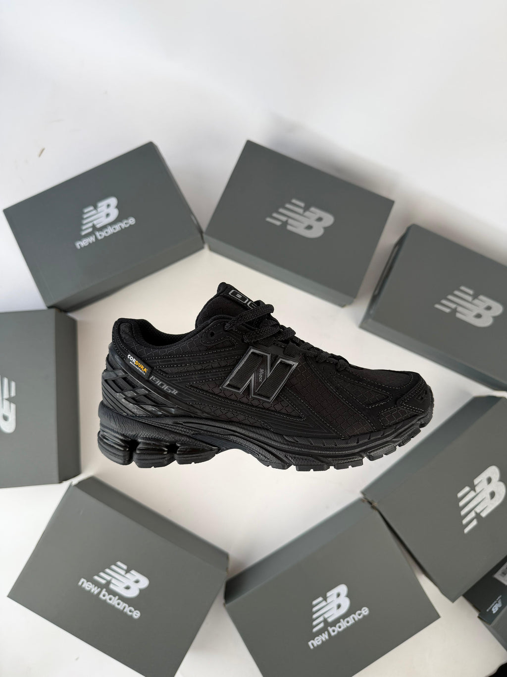 Zapatilla New Balance 1906