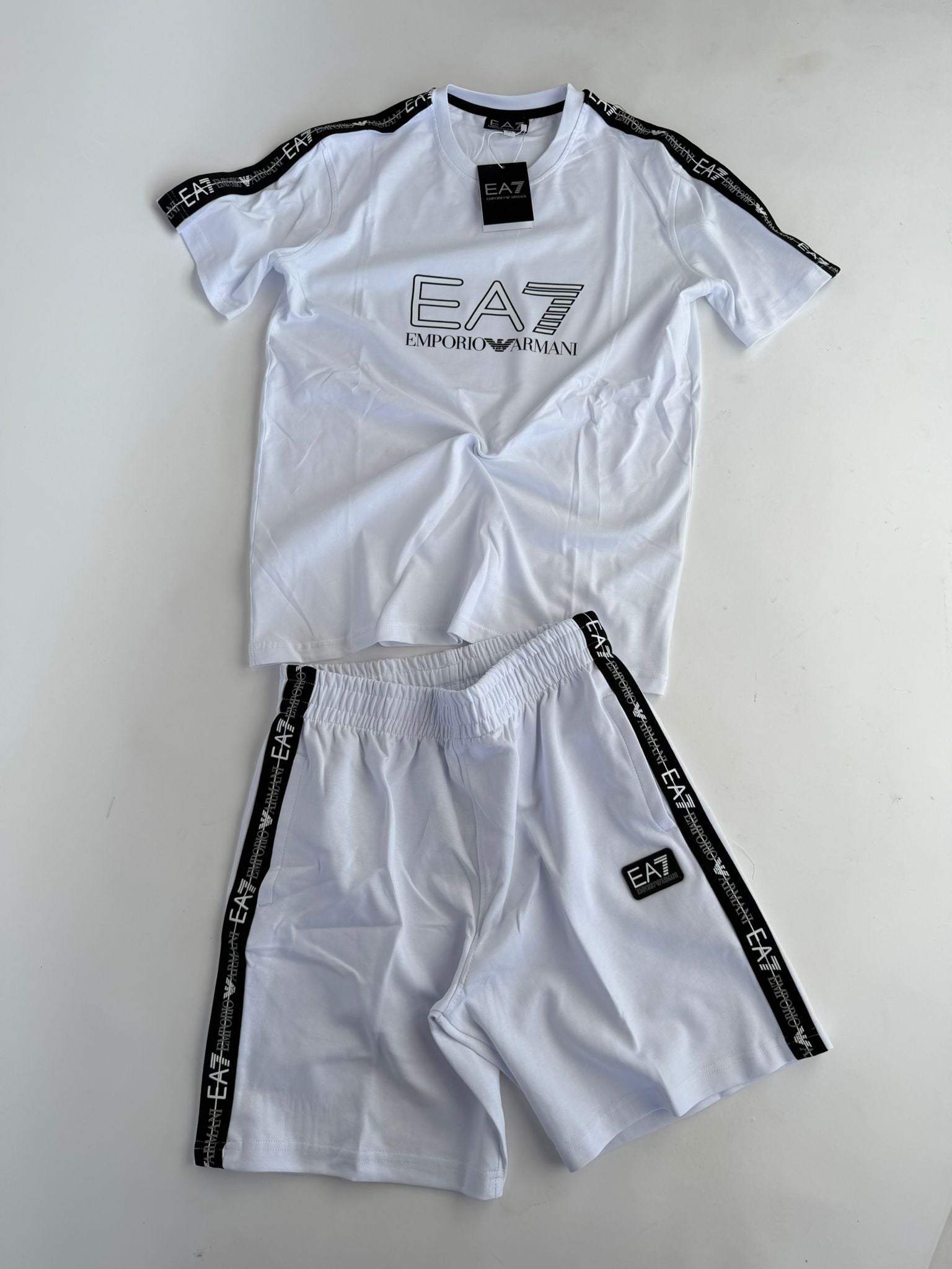 Conjunto Emporio Armani EA7 2026
