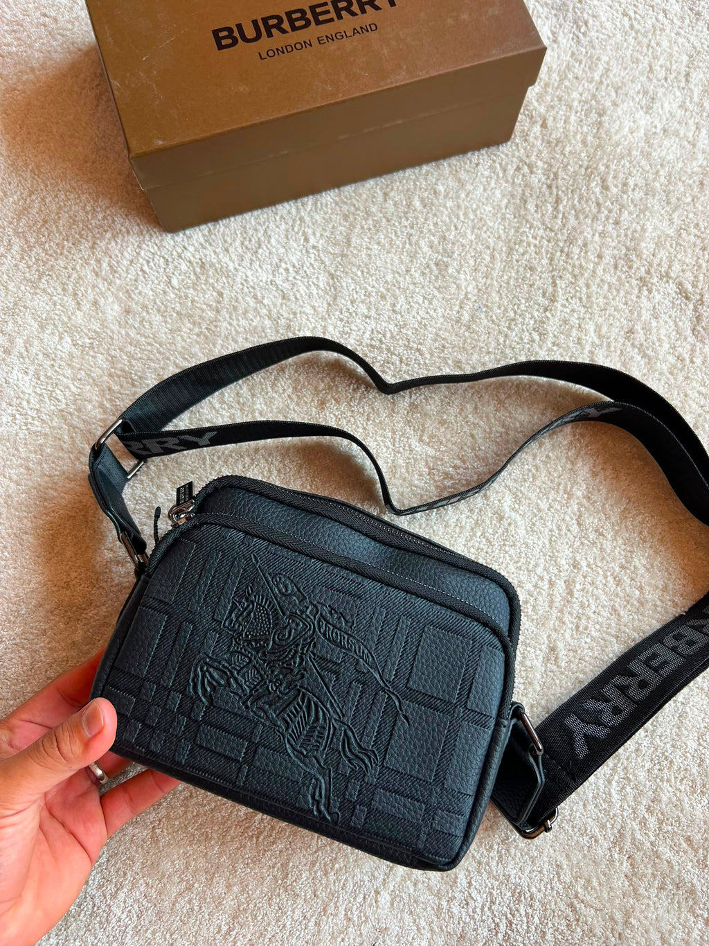 Bandolera Burberry 2026