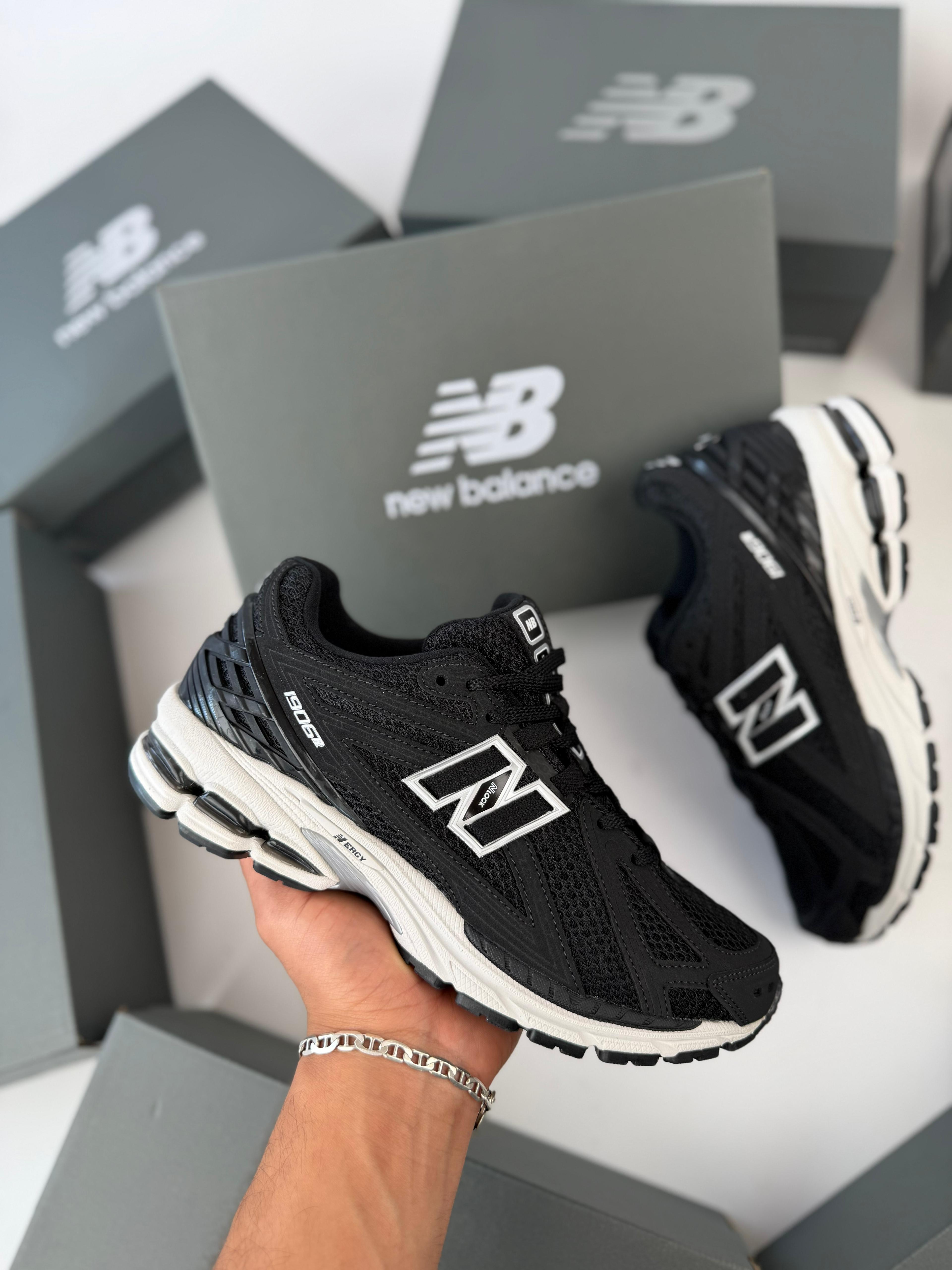 Zapatilla New Balance 1906