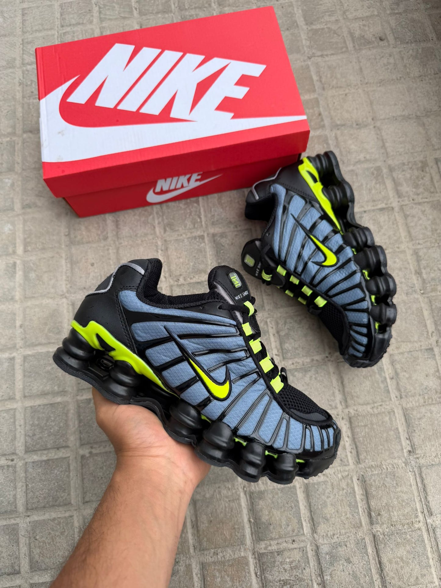 Zapatilla Nike Shox 2026