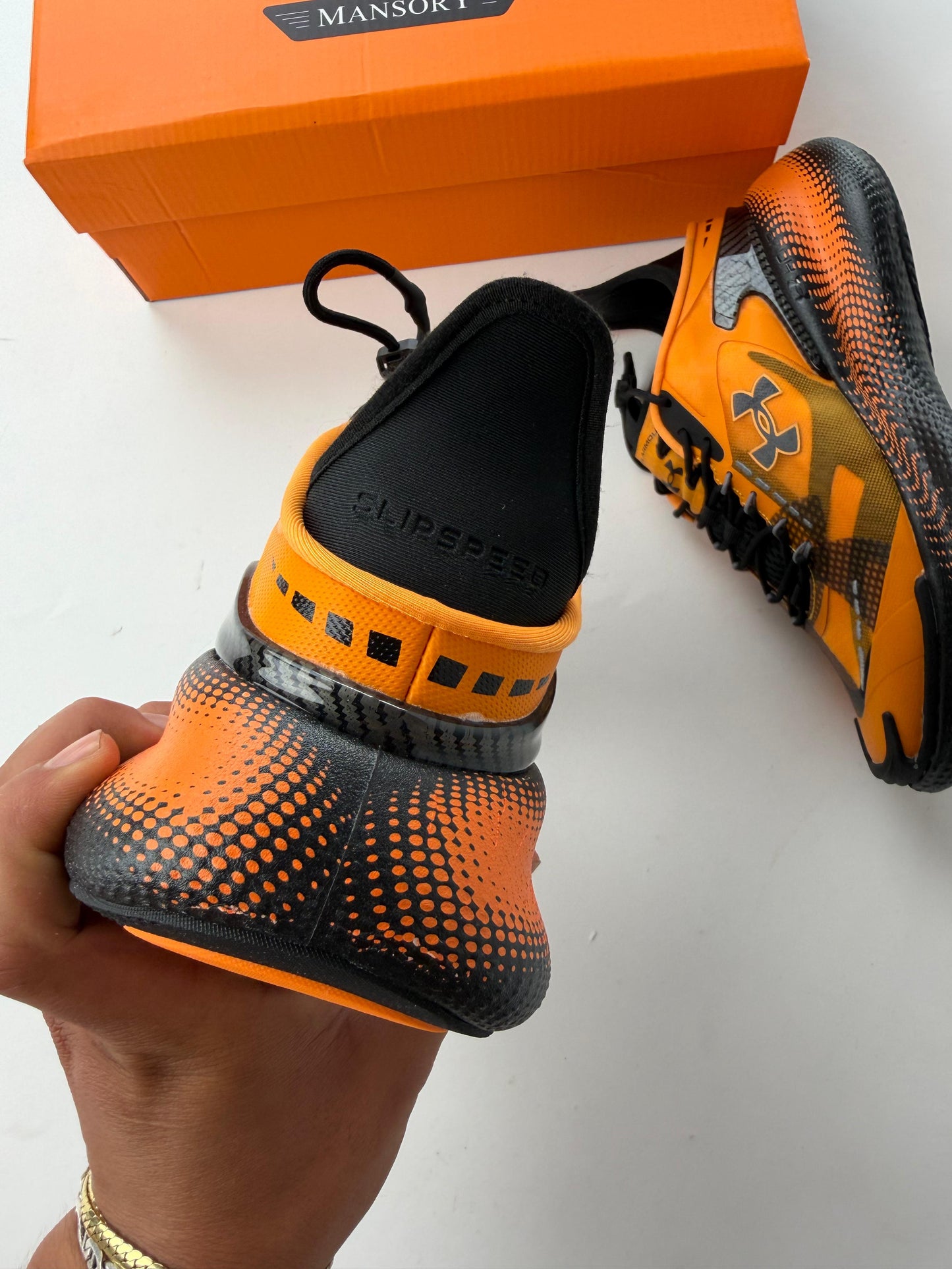 Zapatilla Under Armour 2026