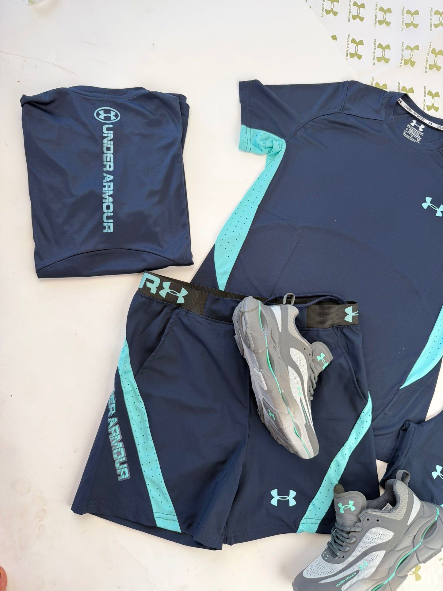 Conjunto Under Armour 2026