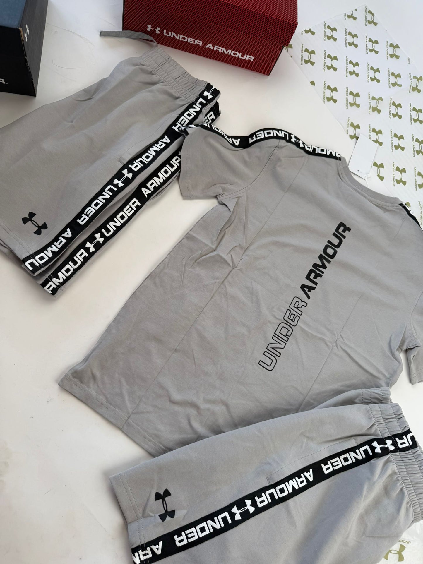 Conjunto Under Armour 2026