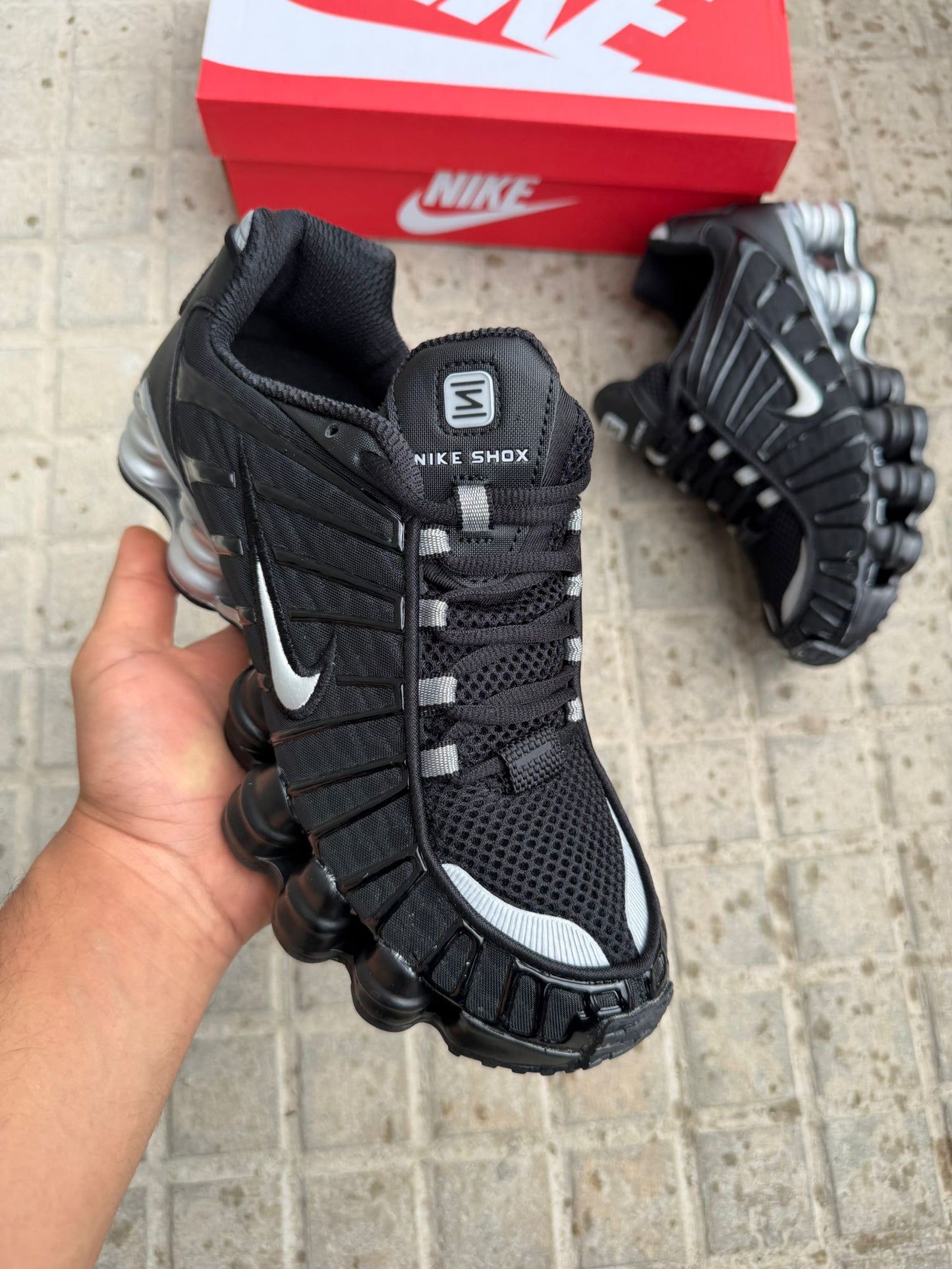 Zapatilla Nike Shox 2026