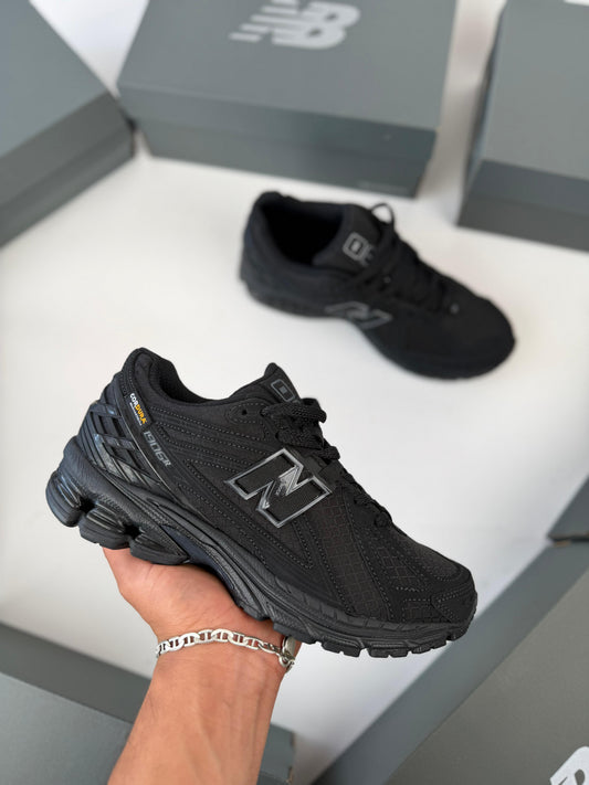 Zapatilla New Balance 1906