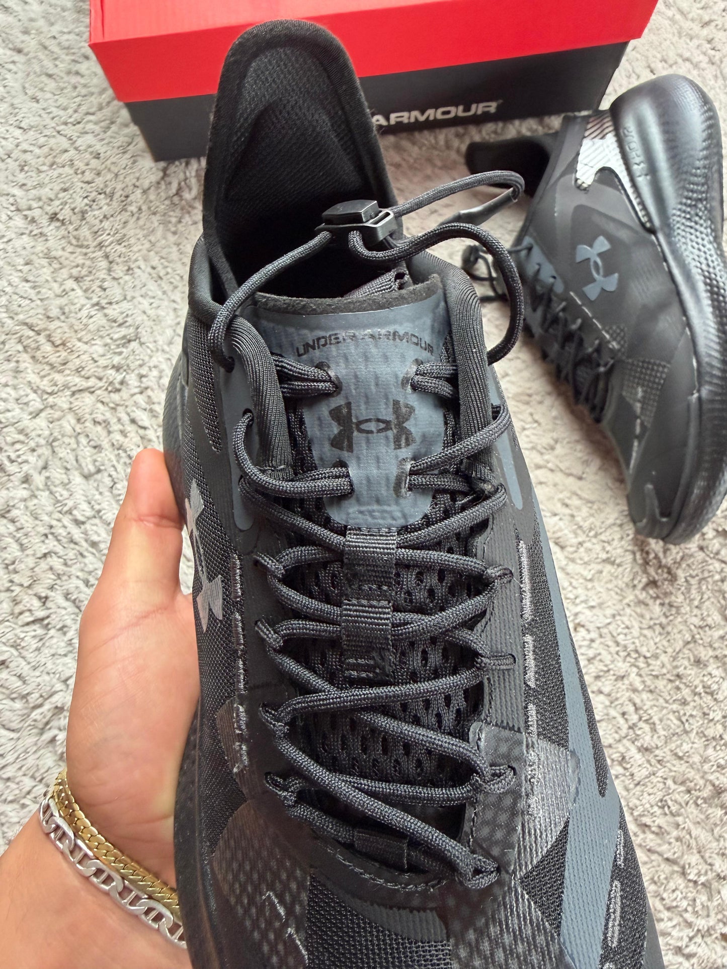 Zapatilla Under Armour 2026