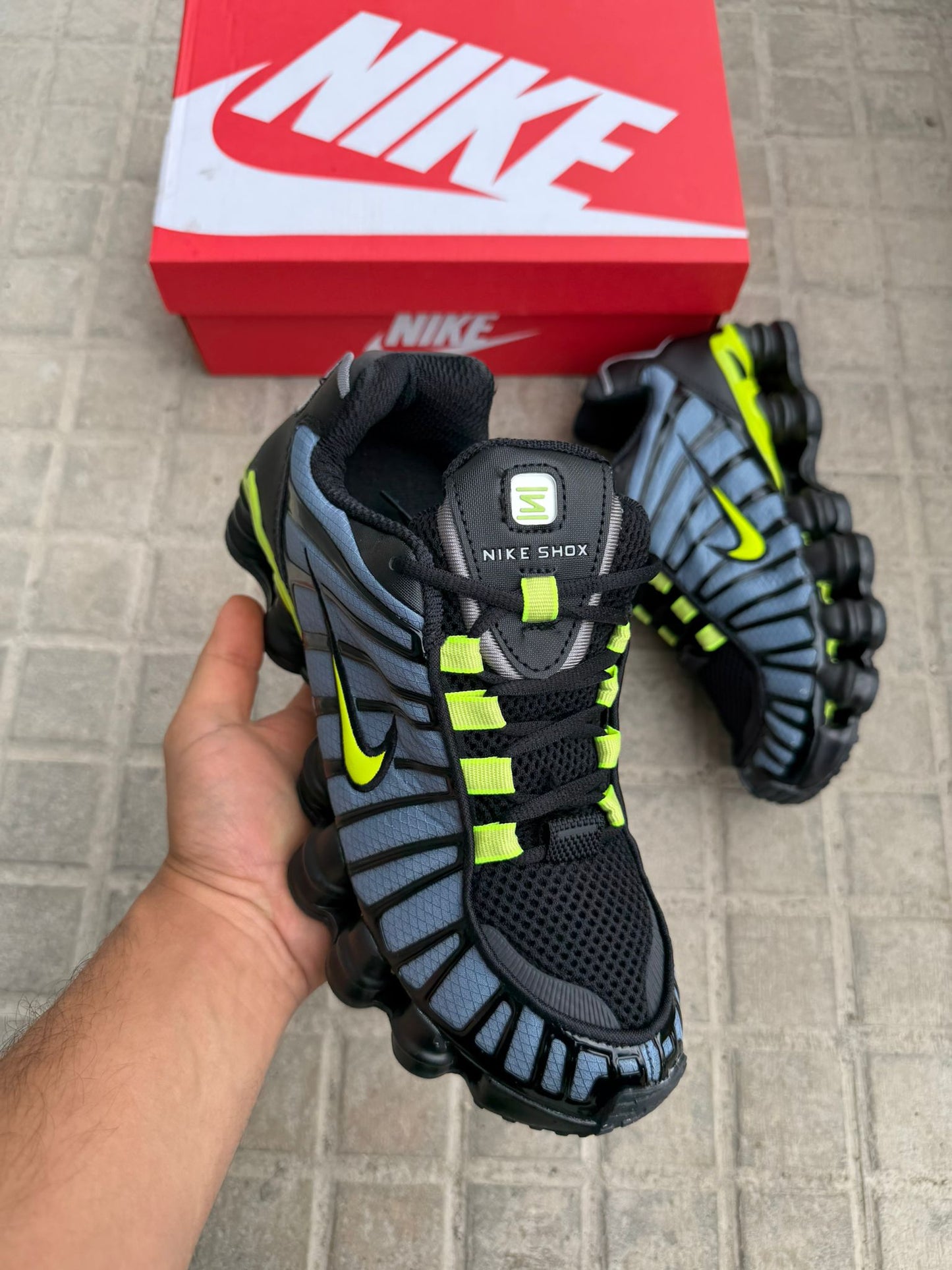Zapatilla Nike Shox 2026