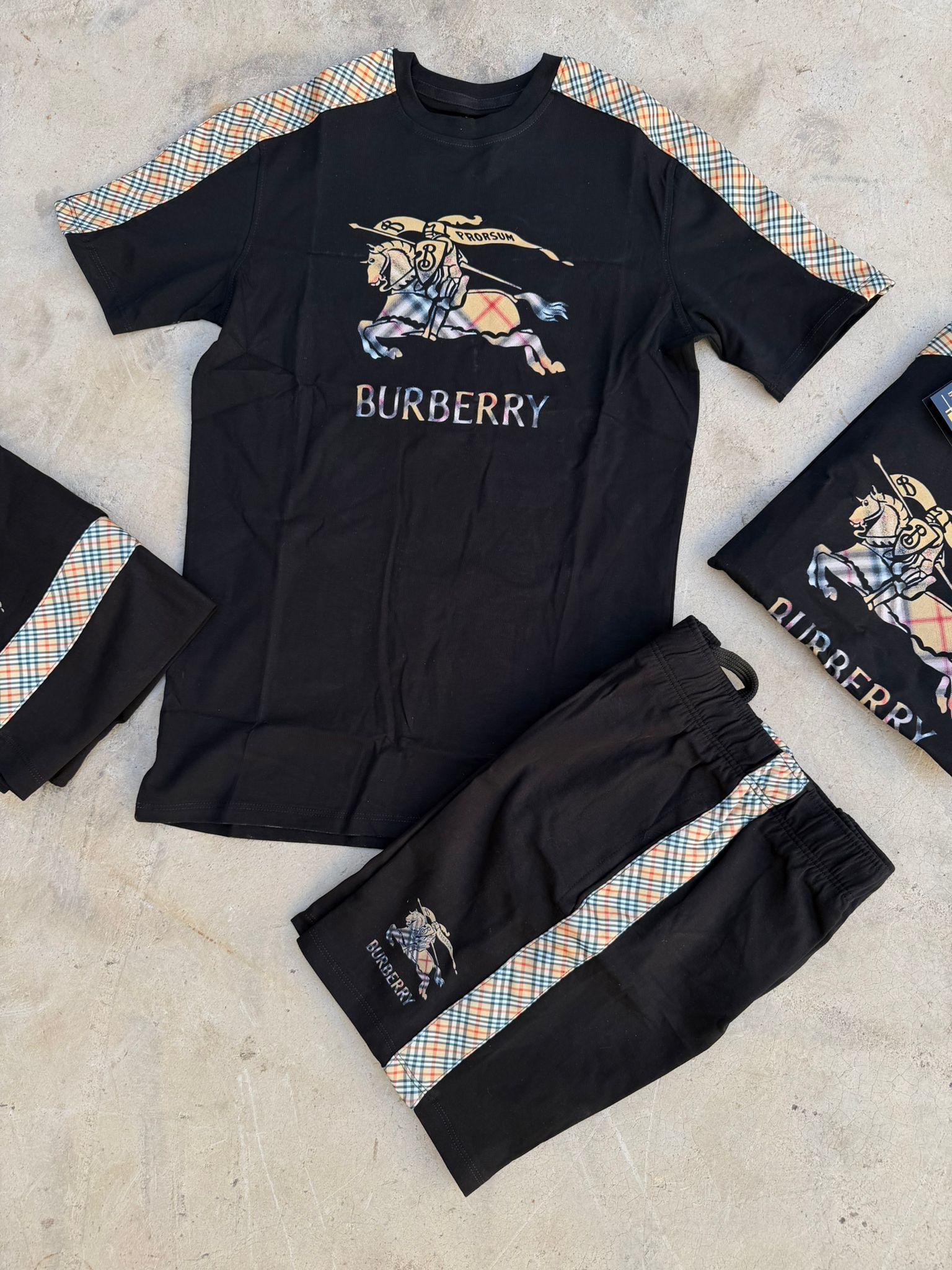 Conjunto Burberry 2026