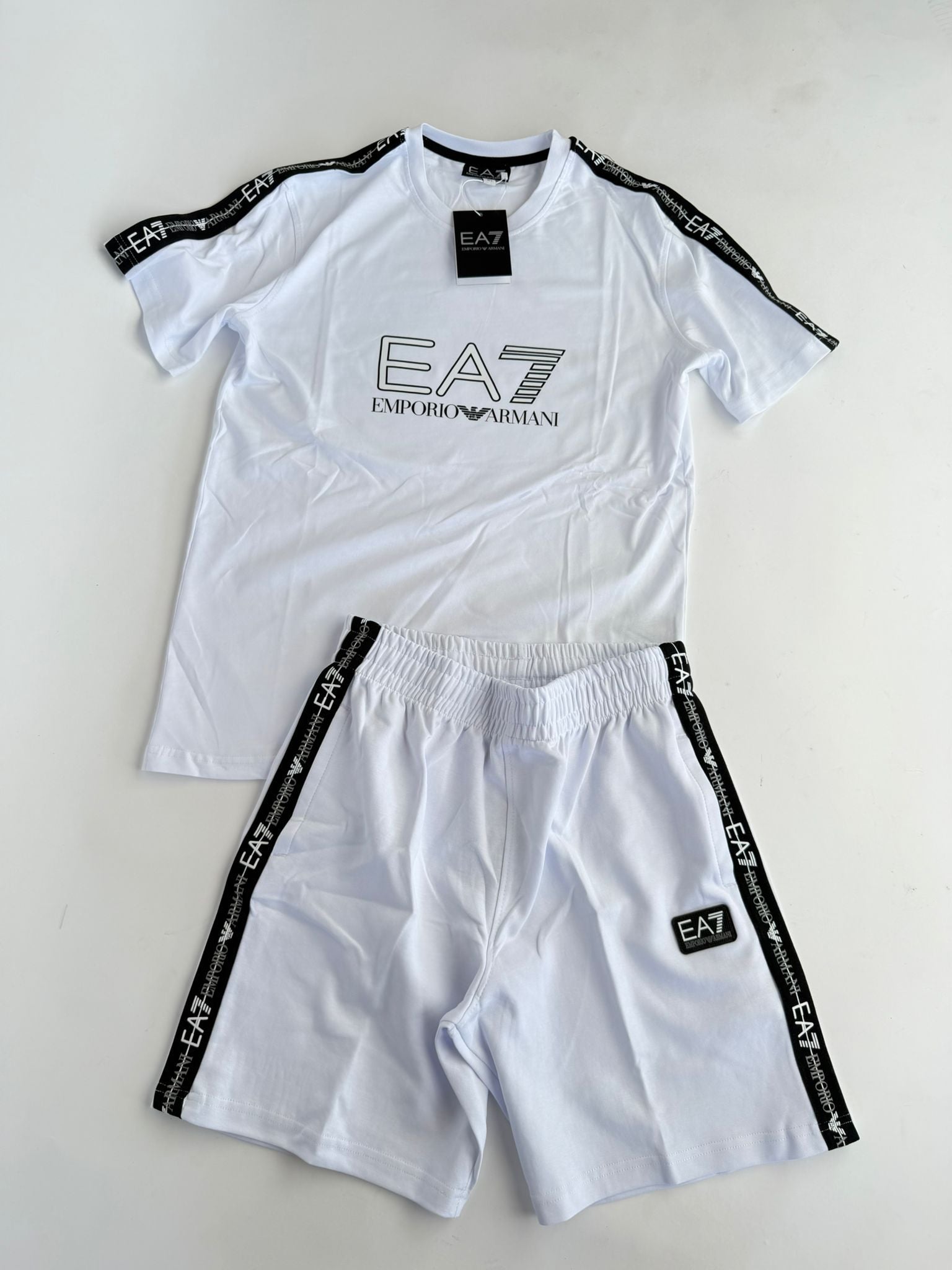 Conjunto Emporio Armani EA7 2026